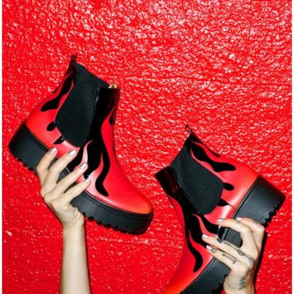 Iron Fist Fire Sign Heavy Sole Boots - Picture 1 of 9